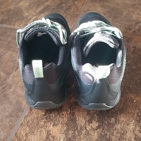 Merrell All terrain hikers - Picture 3 of 6